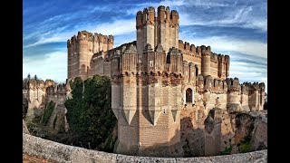 El feudalismo: la vida en un feudo: un castillo medieval y el mundo del campo.