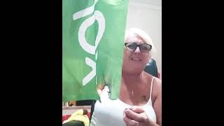 LUISA GARRIDO - QUEMAR LA BANDERA DE VOX PARA SEGUIR VIVA