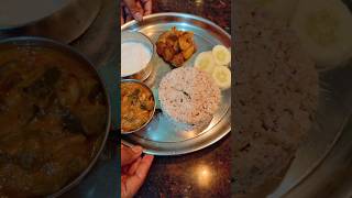 Ep#155 Coconut rice and cashew curry 😋 #shorts #lunch #thali #simple #healthy #food #foodie #meb4u