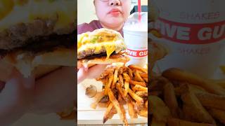 FIVE GUYS' Bacon Cheeseburger, Cajun Fries and Strawberry Milkshake MUKBANG