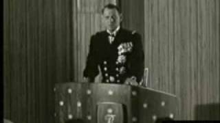 Kong Frederik IX indvier Det Danske Hus i Paris den 23. april 1955