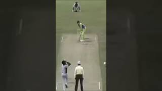 Majid Khan vs Maickal Holding #imran #cricketlover