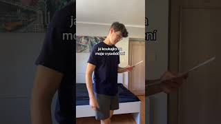 KDYŽ DOSTANEŠ VYSVĚDČENÍ😂   #meme #foryou #shorts #humor