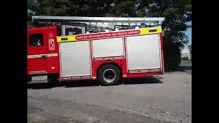 Hyde's pump returning to station from an incident - GMFRS