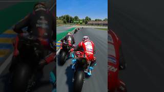 CONTACT IN LE MANS! GETTING OUR ELBOWS OUT! #motogp24 #motogp #racinggame #gaming #shorts