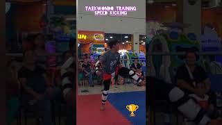 NAPAKAGALING MAG SPEED KICKING NI KUYA GOOD JOB #taekwondotraining #speedkicking #taekwondo