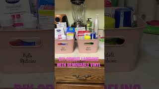 DIY ORGANIZING MEDICINE CABINET/ LABELING WITH CRICUT #vinyl  #simple