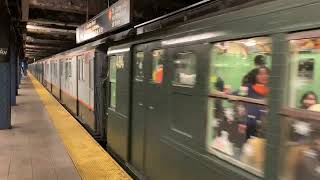 Holiday Nostalgic train at 7th Avenue