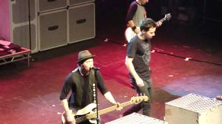 [18] I'd Do Anything - Simple Plan Live in Chicago 11-21-11