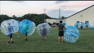 在美国看到这种充气碰碰球游戏 Saw this inflatable bumper balls game in America【我的美国生活 My American Life 25】