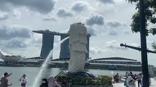 Merlion Park./Little Indian temple./ Jewel Changi Airport./Terminal 1./When in Singapore.