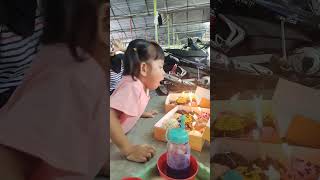 Tiup lilin 🎂🎂🎂kejutan kue ulang tahun