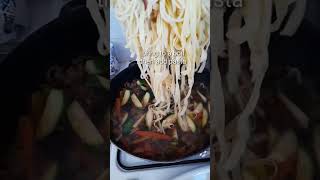 stir fry pasta loaded with vegetables #shortvideo #asmrfood #pasta