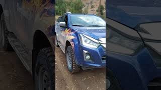 Шины Cordiant Offroad 2 на Isuzu D-Max. Как плющатся о камень на 0.5 атм?