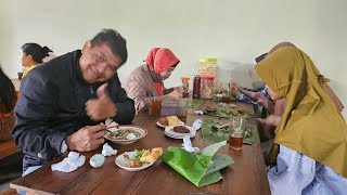 Sarapan Pecel Madiun Mbah Rigan..