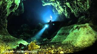 Scuba Diver Jill Heinerth Underwater Video With Aquatica AGH4 Camera Housing and Light & Motion