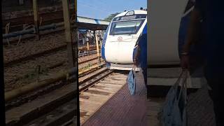 Vande Bharat Express 🚆Jamshedpur #vandebharatexpress #travel  #jamshedpur #shorts #youtubeshorts