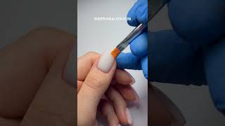 Manicura francesa ideal en el mínimo tiempo posible 👌🍊 con el Pincel Nata para francesa