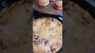 What's FOR Dinner ?  KALE & SPINACH EGG FRITATA w/ buttermilk BISCUITS   #shorts #food #dinnerideas