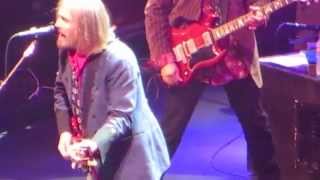 Tom Petty and the Heartbreakers - Last Dance w/ Mary Jane