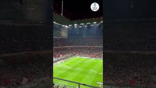 Los tifosi del AC Milan antes del partido de Europa League frente a la Roma