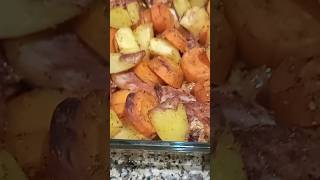 Healthy chicken potatoes trey #shorts #cooking #food #youtubeshorts #health #diet #love #delicious