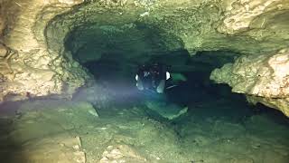 Tank Cave Mount Gambier, SA, Australia