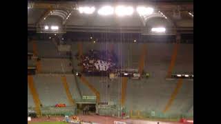 Roma - Siena 2004/2005 - ultras Siena in trasferta - mini coreografia settore ospiti - amarcord