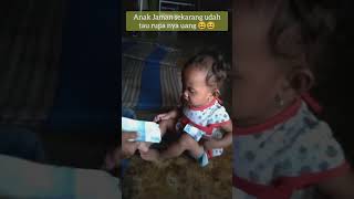 Anak lucu umur 1 tahun udah tau uang 50 ribu buat beli es krim auto rungkad..!!  #Shorts