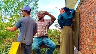 Building the LONG AMISH CLOTHESLINE!