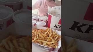 #music #fypシ゚viral #ofwdubai #foodie #kfcfriedchicken