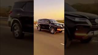 Fortuner Status | like karo agar ap ko fortuner achi lagh thi hay |