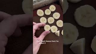 How to Freeze Bananas for Smoothies or Baking