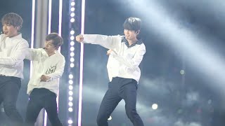 171022 워너원 (Wanna One) 나야 나(Pick Me)  옹성우 focus 직캠  1@부산 원아시아 페스티벌 BOF