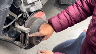 How to change rear brakes pads on Rav4 2018