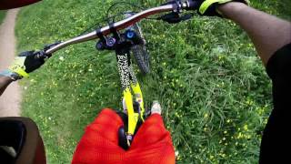 Blue Mountain Bike park Pennsylvania Broken Crank DH Session aboard the Commencal v3