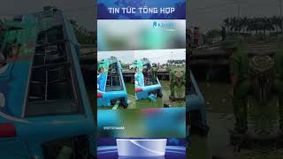 xe tải đâm xe buýt bay xuống mương nước  #tinmoi #tintuc24h #tintuchomnay