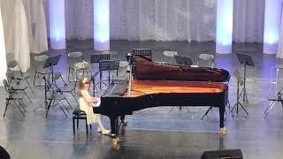 C.Debussy - Arabesque E-major. KLĖJA KAŠUBAITĖ (9yo)