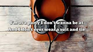 Ed Sheeran and Justin Bieber- I Don't Care (Lyrics)