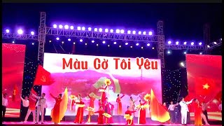 MÀU CỜ TÔI YÊU I Phạm Tuyên I Đoàn Nghệ thuật tỉnh Tuyên Quang. Màn hát múa hay đẹp hoành tráng