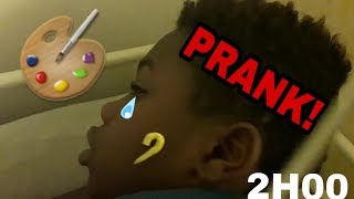 AClife-[PRANK] JE METS DE LA PEINTURE SUR MON FRÈRE IL ME FRAPPE!!!