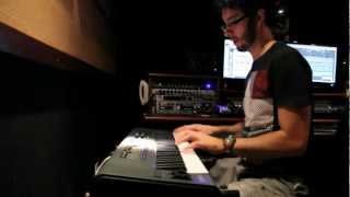 Henrique Solaira - Recording with M-Audio Axiom 61 - SolairaStudios / RJ / Brazil