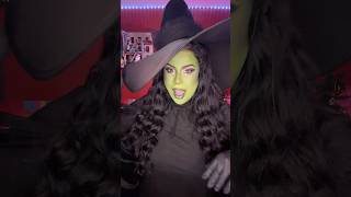 Makeup Elphaba!💚🧹 Asi fui a la premier de #Wicked