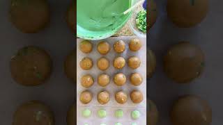 St. Patrick’s Day Cake Pops - Start to Finish! #baking #cakepops #cake