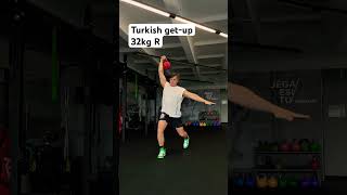 Turkish get-up 32kg Right side #kettlebell #training #gym #shortvideo #shorts #short #nike #gymshark