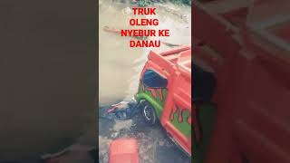 TRUK OLENG TERPEROSOK