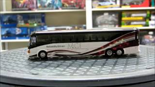 Acapsule.com: MCI Corporate - Reliability Driven Livery 1/87 Scale D4505 Motorcoach Model