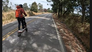 En scooter eléctrico por carretera de Tres Marias a Parres alcanzamos 130 km/hr 🥵