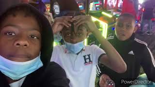 Going to Dave and busters! Vlog#1