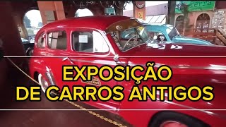 exposição de carros antigos ..encontrei no posto de gasolina bem diferenciado top